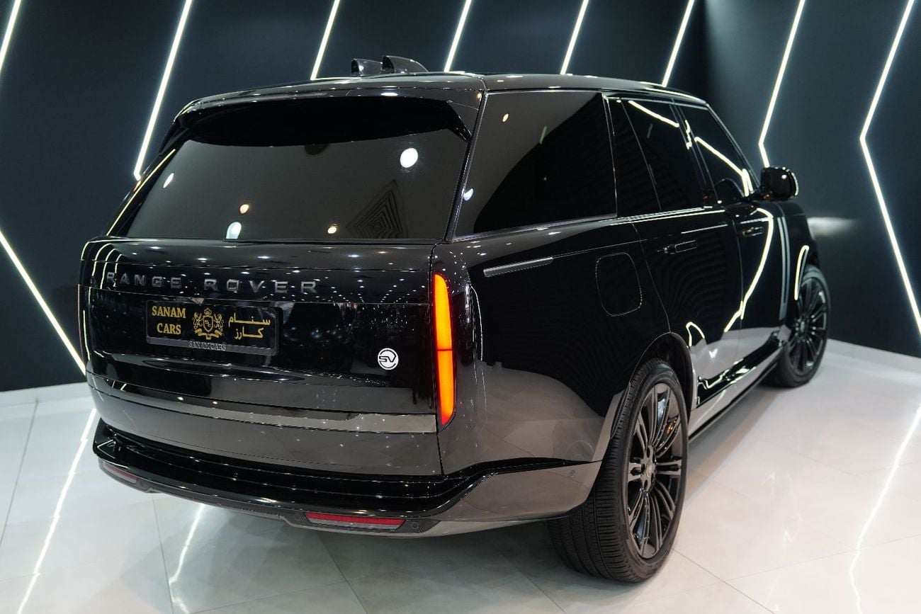 Land Rover Range Rover SV P530 , Black Exterior Pack, Panoramic Roof, Deployable Side Steps!!