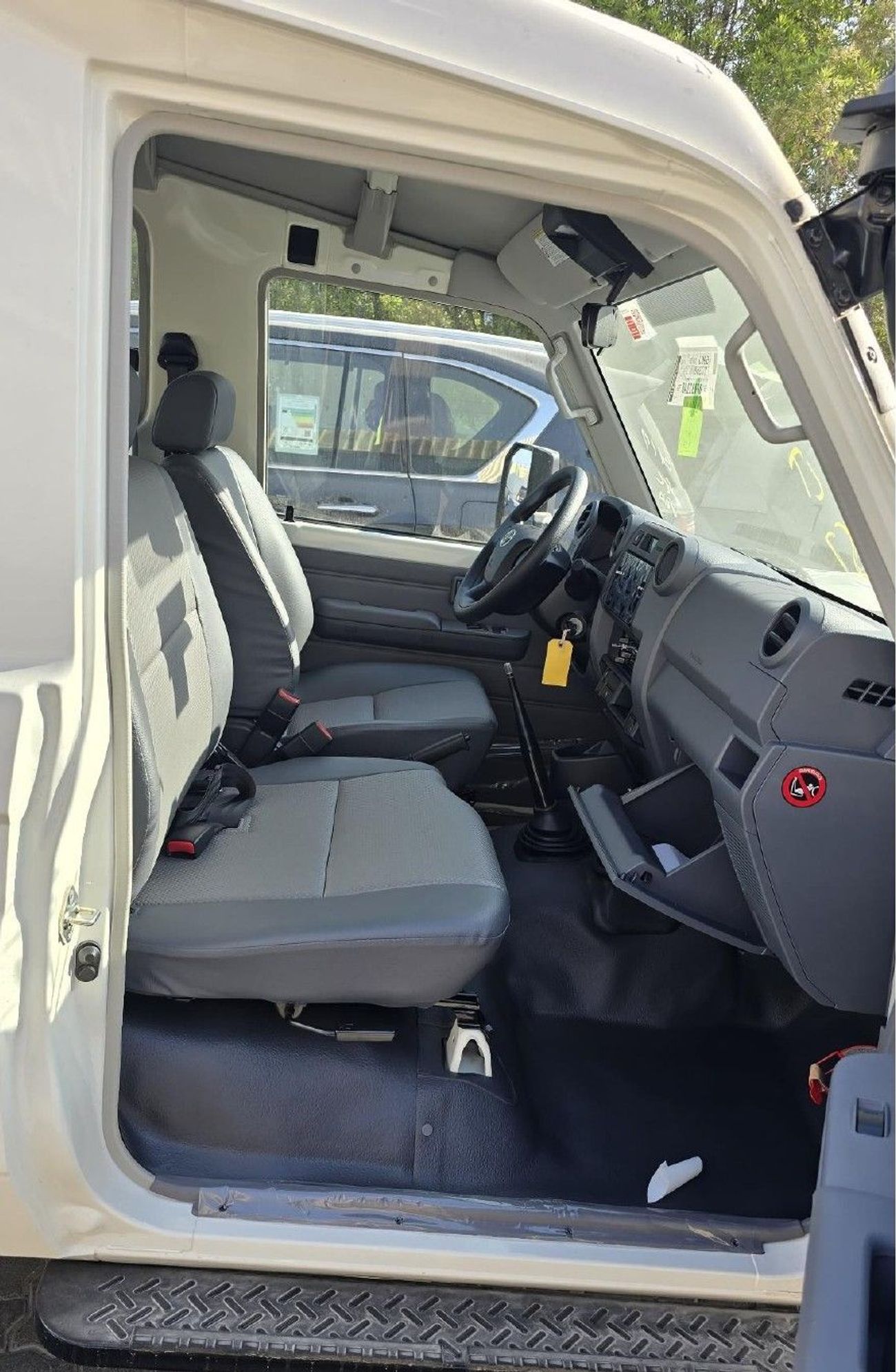 تويوتا لاند كروزر 70 LC78 Hardtop 3 Doors 4.2L Diesel V6 Model 2025