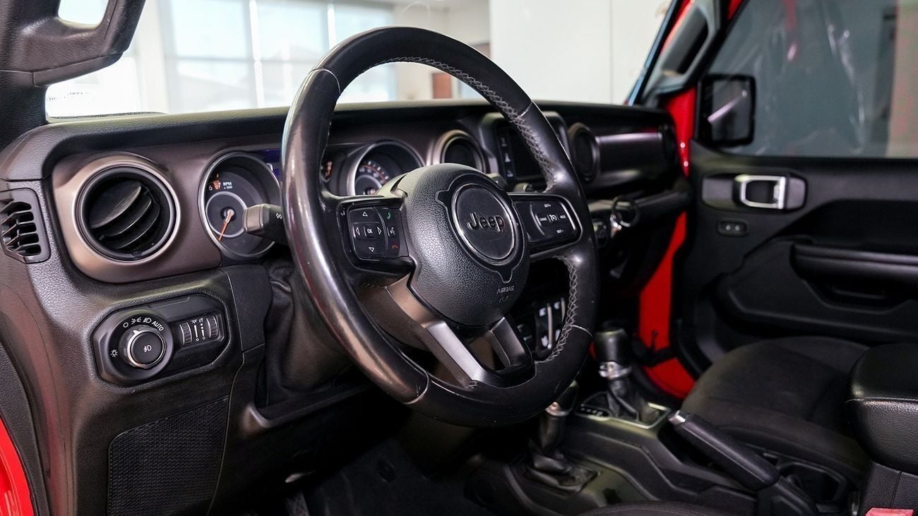 Jeep Wrangler Sport 3.6L A/T