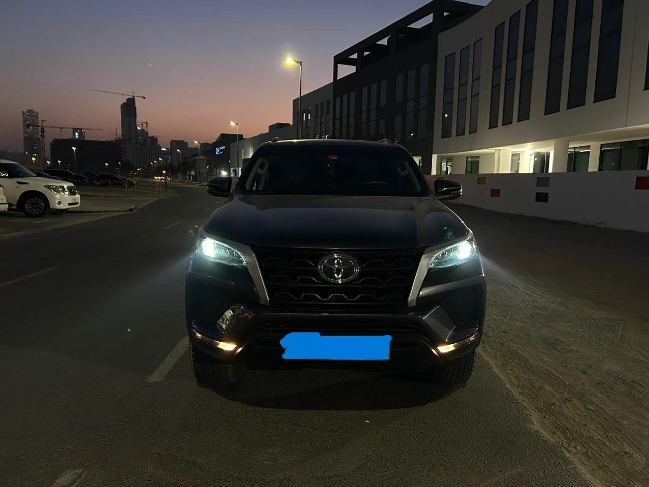 تويوتا فورتونر EXR 2.7L (160 HP)