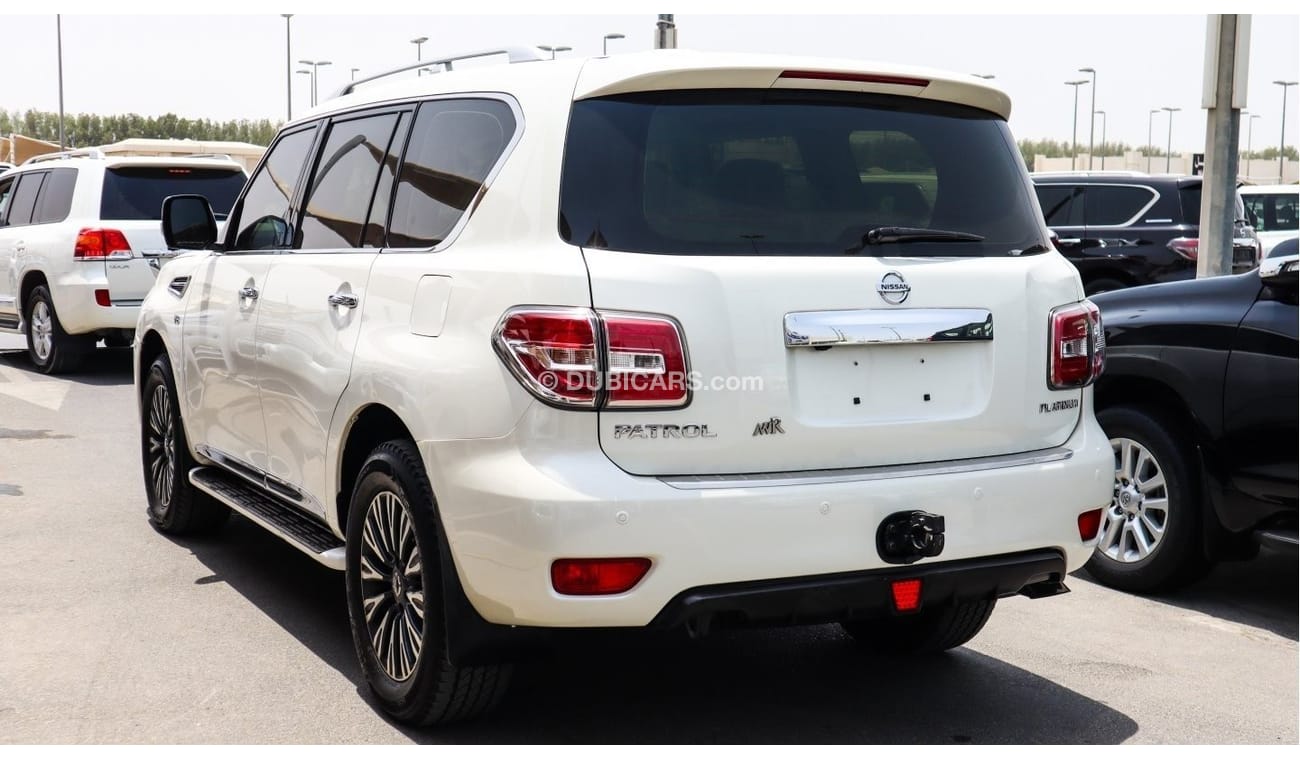 نيسان باترول Nissan Patrol Platinum 5.6L | Full Nissan Service | 8 Seater | GCC