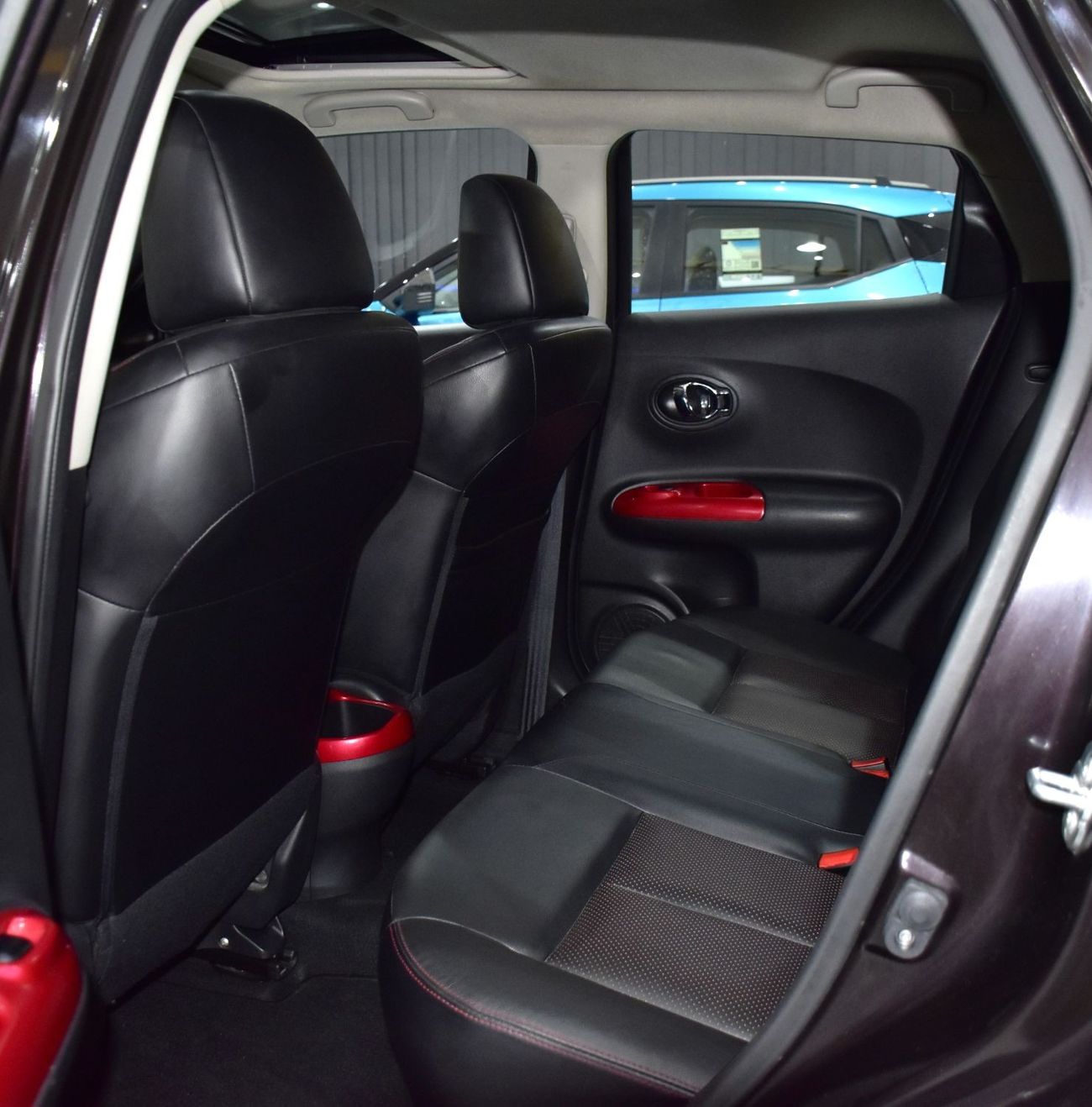 Nissan Juke EXCELLENT DEAL for our Nissan Juke ( 2015 Model ) in Dark Purple Color GCC Specs