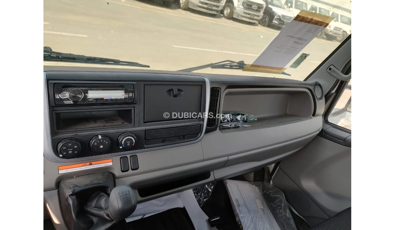 Mitsubishi Fuso Canter 2023 Mitsubishi Fuso Canter 16-ft Long Chassis 3.0L Diesel M/T 4x2 170L fuel-tank & ABS (Euro-5)