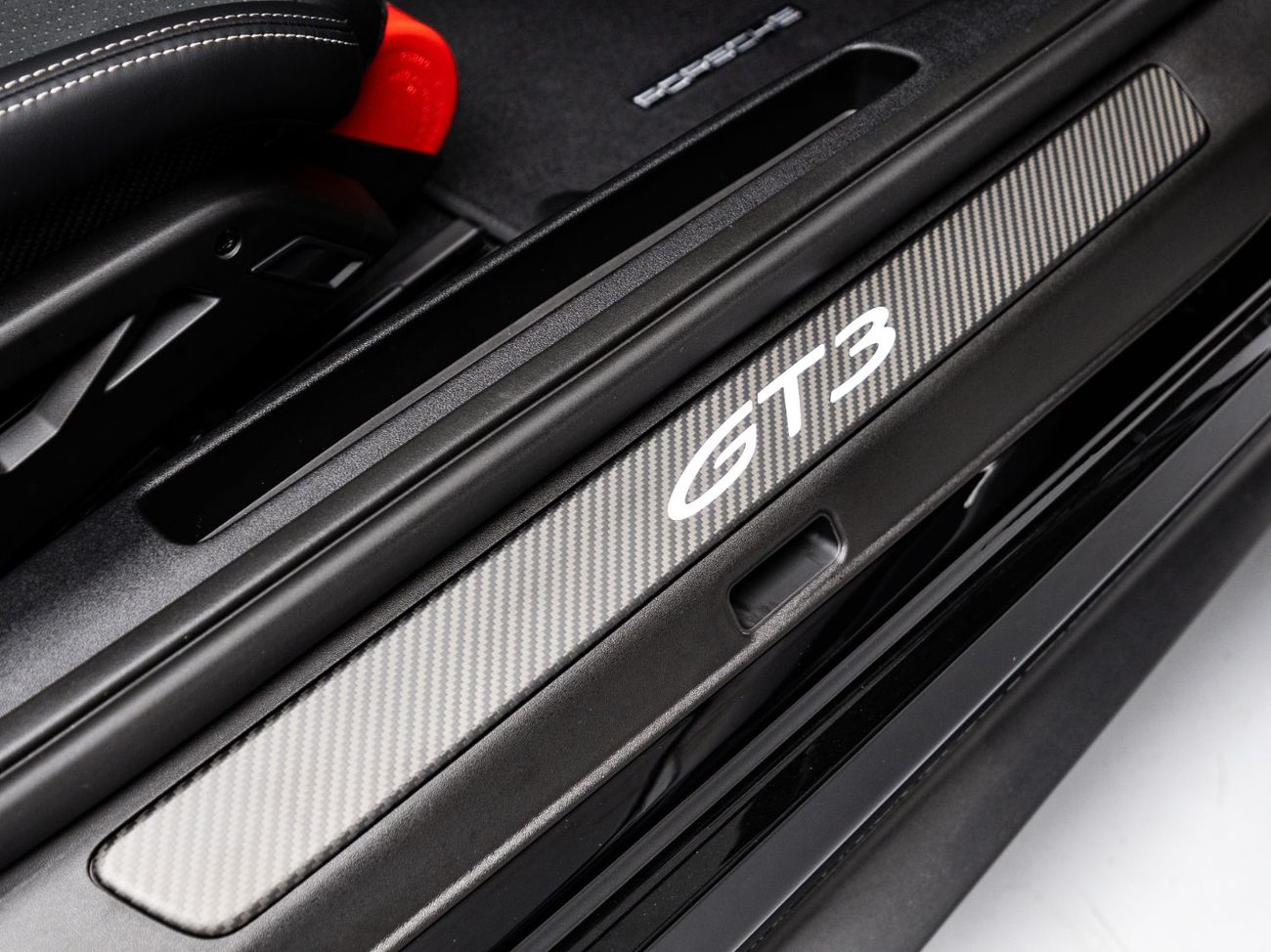 Porsche 911 The BEST Ramadan Offer in the UAE - Limited Time, February 2028 Porsche Warranty, GCC