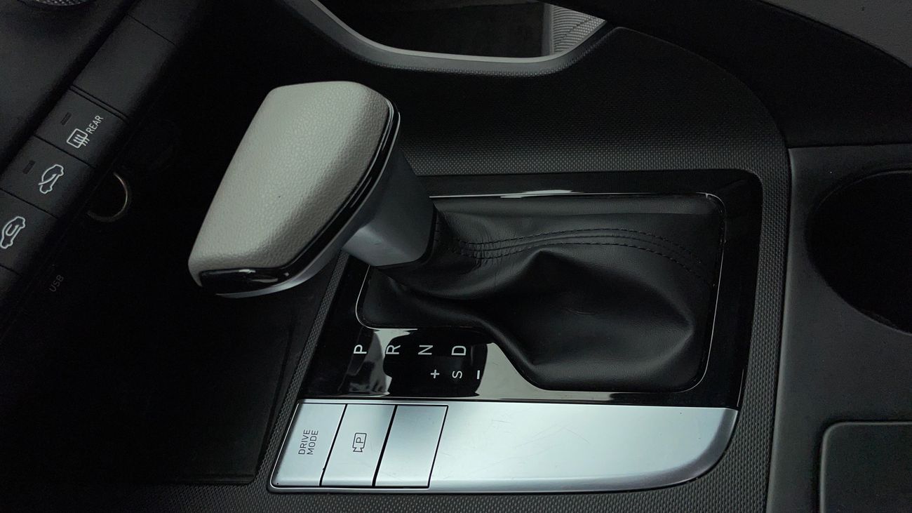 هيونداي إلانترا SMART 1.6 | بدون دفعة مقدمة | اختبار قيادة مجاني للمنزل