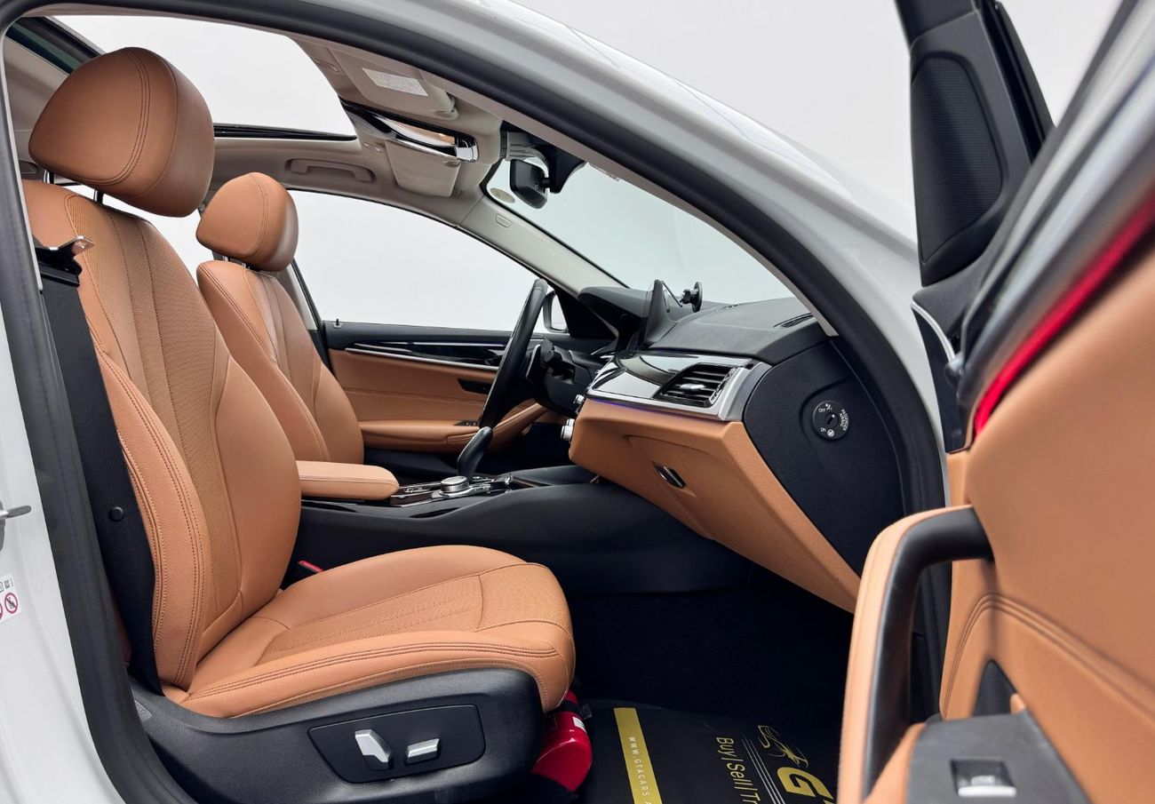 BMW 520i Std 2.0L 2021 BMW 520i, 1 Year Warranty, Agency Full Service History, GCC