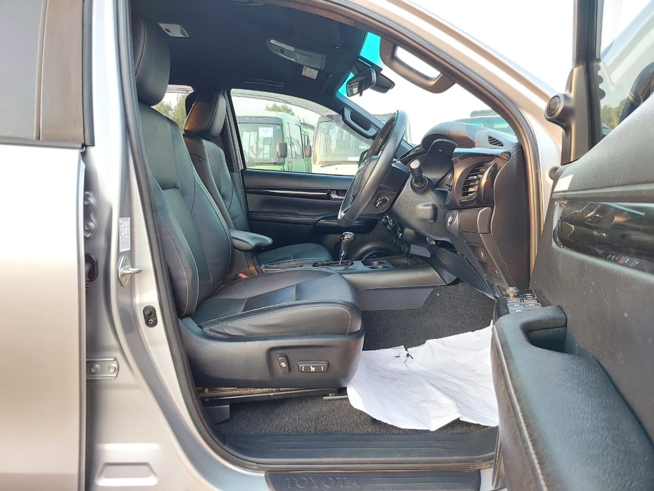 Toyota Hilux 2020 TOYOTA HILUX ROGUE RHD DIESEL AUTOMATIC (PM49435)