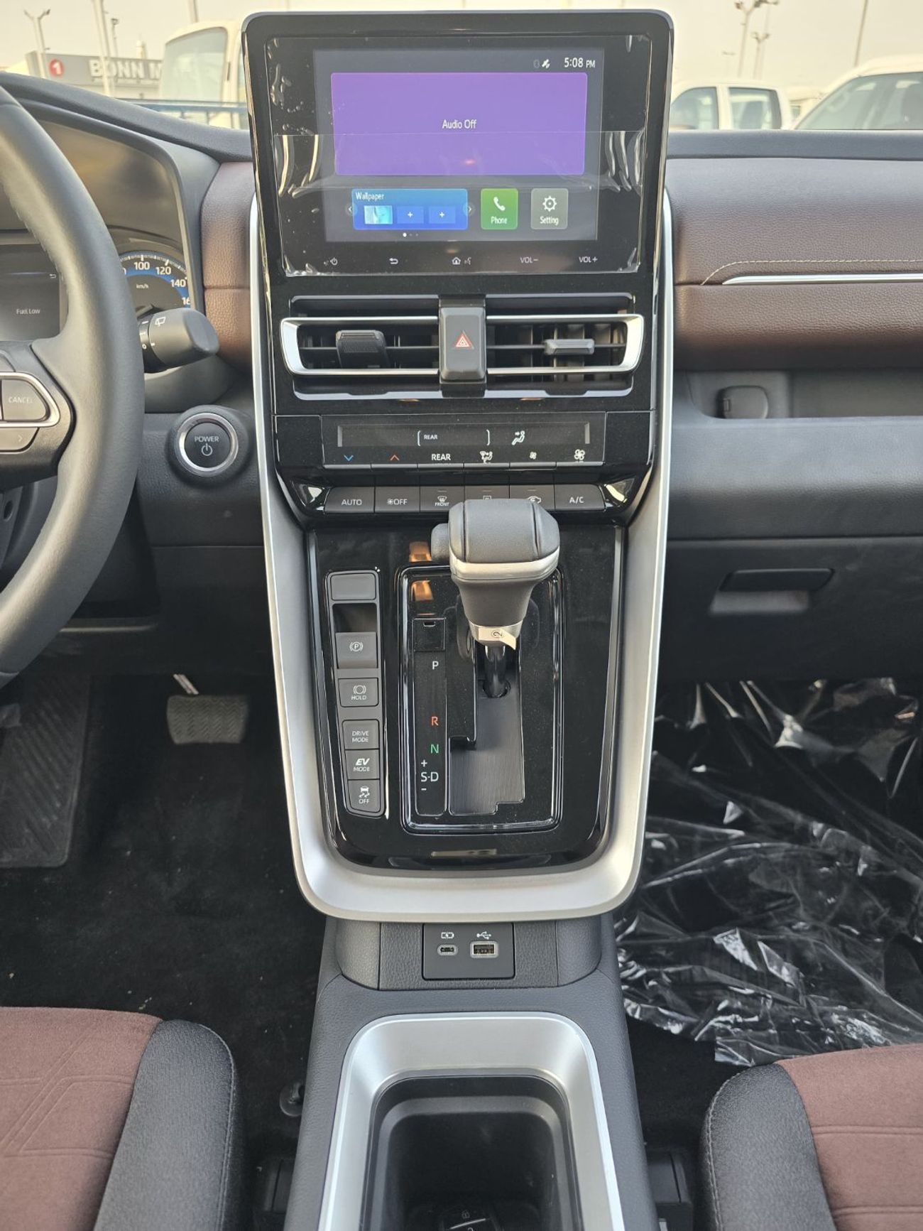 Toyota Innova 2.0L HyCross 7S Hybrid