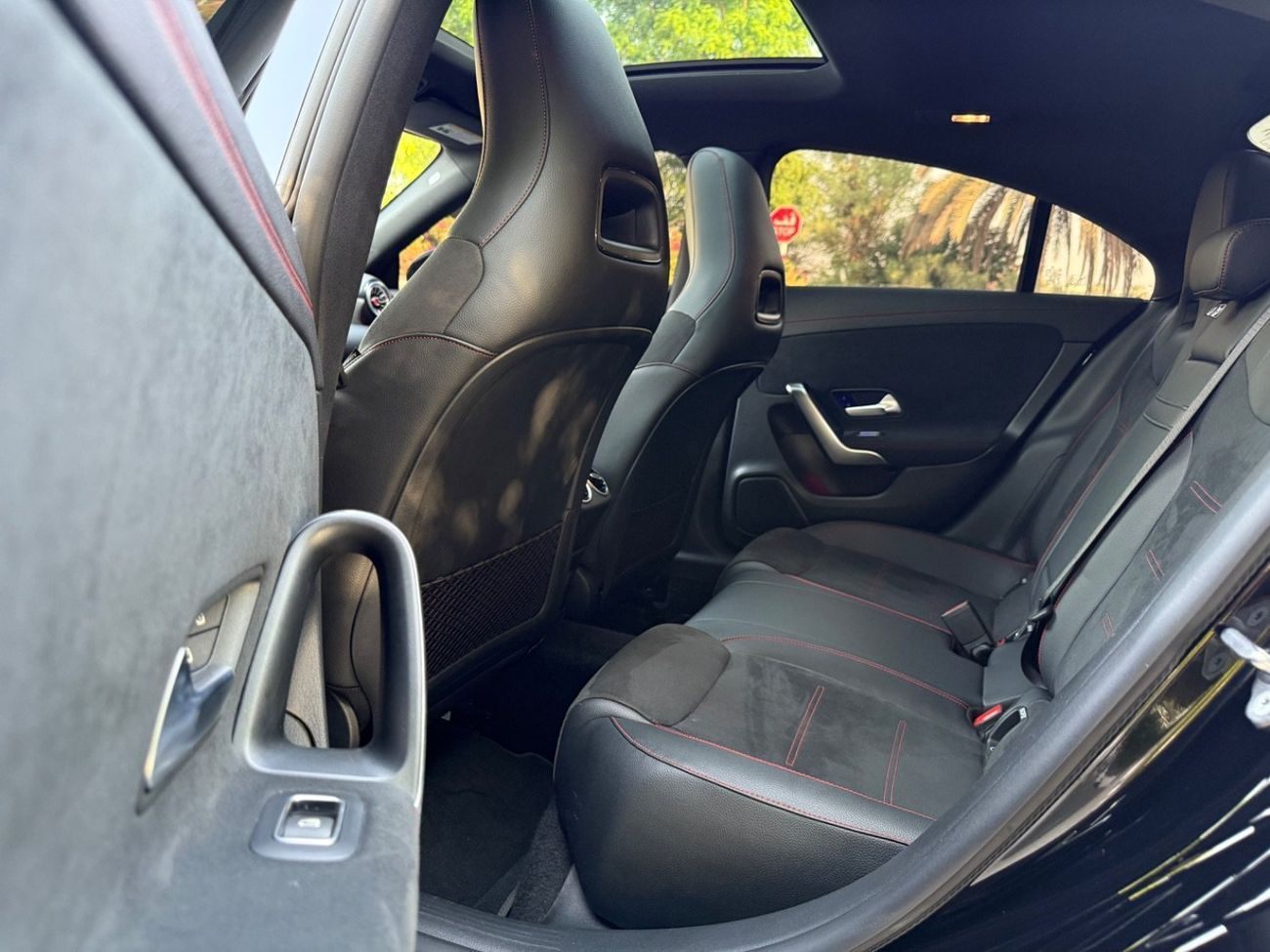 Mercedes-Benz CLA 250 Premium + 2.0L