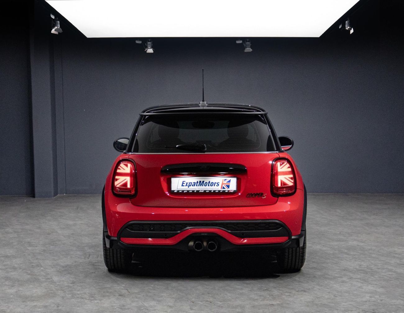 Mini Cooper S 1,180x60 • 20% DP • 2022 MINI Cooper S 2.0 • MINI Service Contract • Warranty Available • GCC •