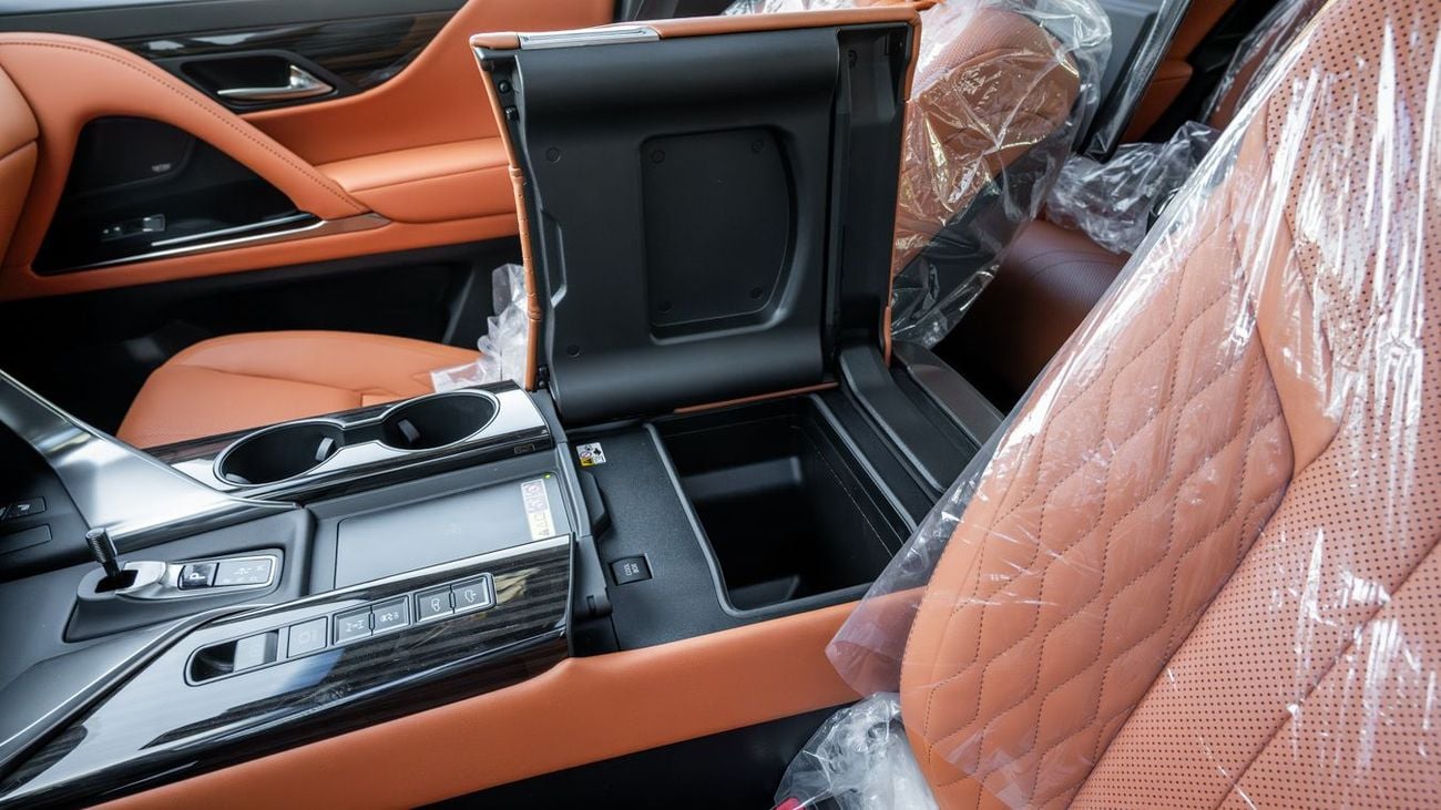 Lexus LX 700h LEXUS LX700h HEV VIP 3.5L -2026YM