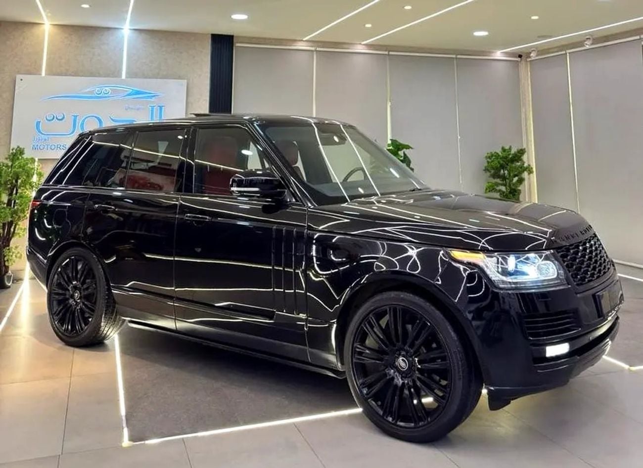 Land Rover Range Rover AUTOBIOGRAPHY SUPERCHARGED VOGUE V8 || GCC II FULLY LOADED || GIVEN WARRANTY || RED INTERIOR