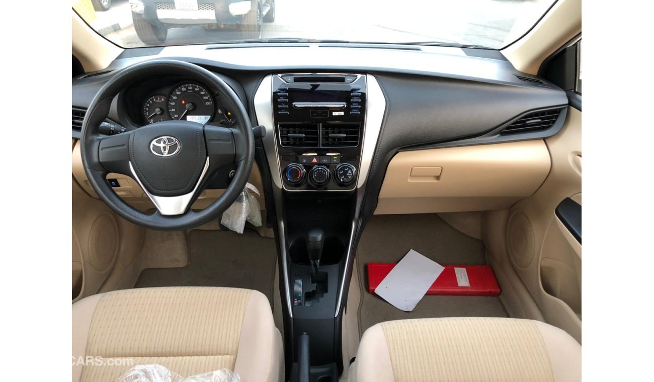 Toyota Yaris SEDAN, 1.3L, BASIC OPTION, MY2020