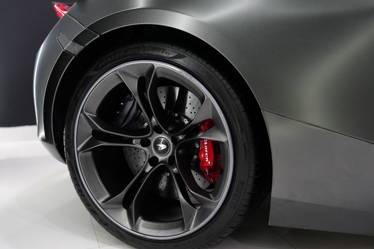 مكلارين 720S Lifting System, 360° Camera, McLaren Warranty!!