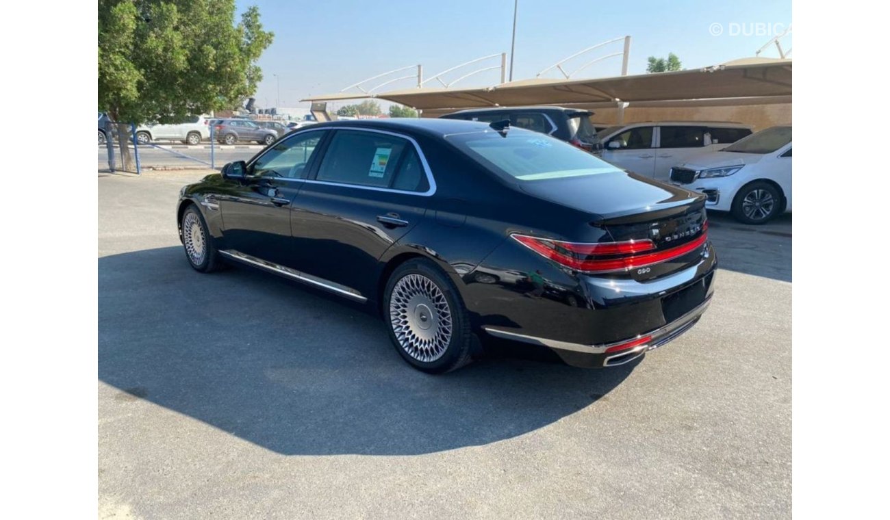 جينيسس G90 Royale Edition