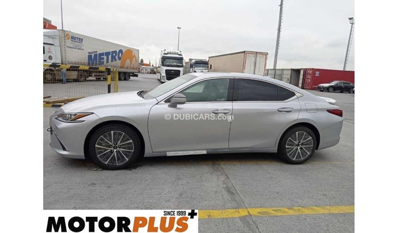 Lexus ES 300 HYBRID PREMIUM