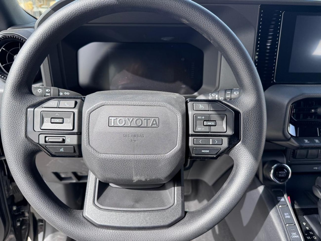 Toyota Prado 2.4L Basic (new shape)