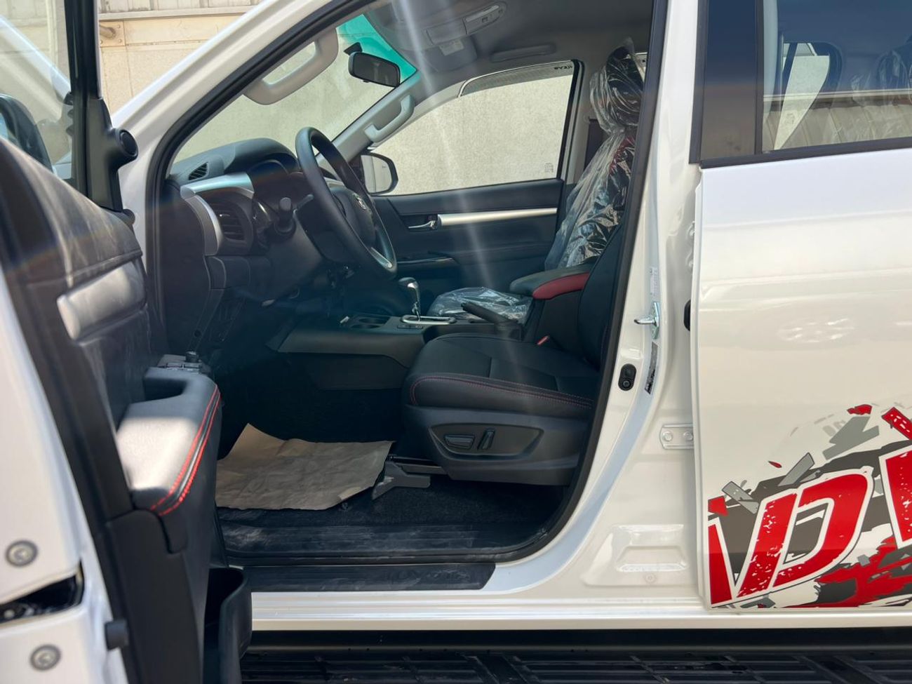 تويوتا هيلوكس TOYOTA HILUX ADVENTURE 2.4L 4X4 DIESEL MY 2026