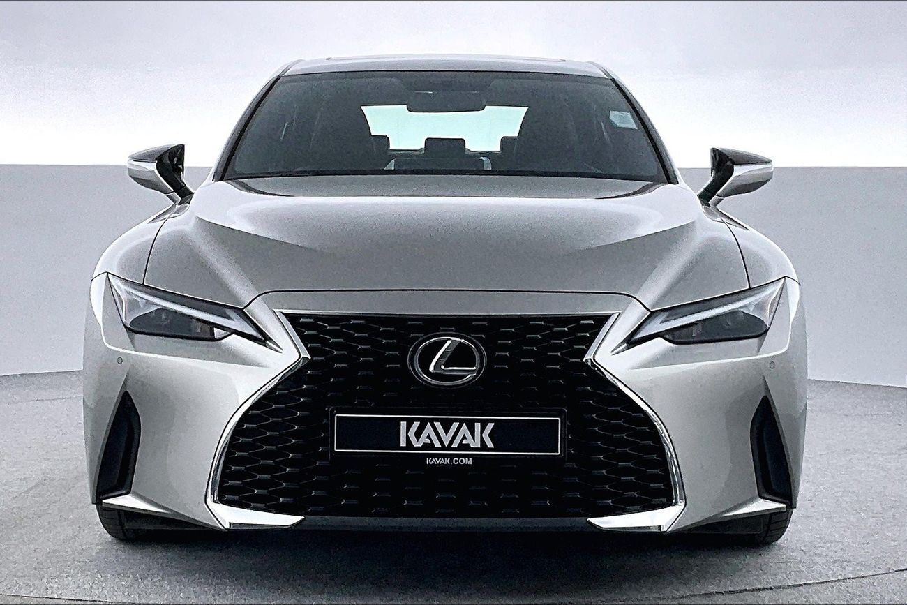 Lexus IS300 Premier | 1 year free warranty | 0 Down Payment