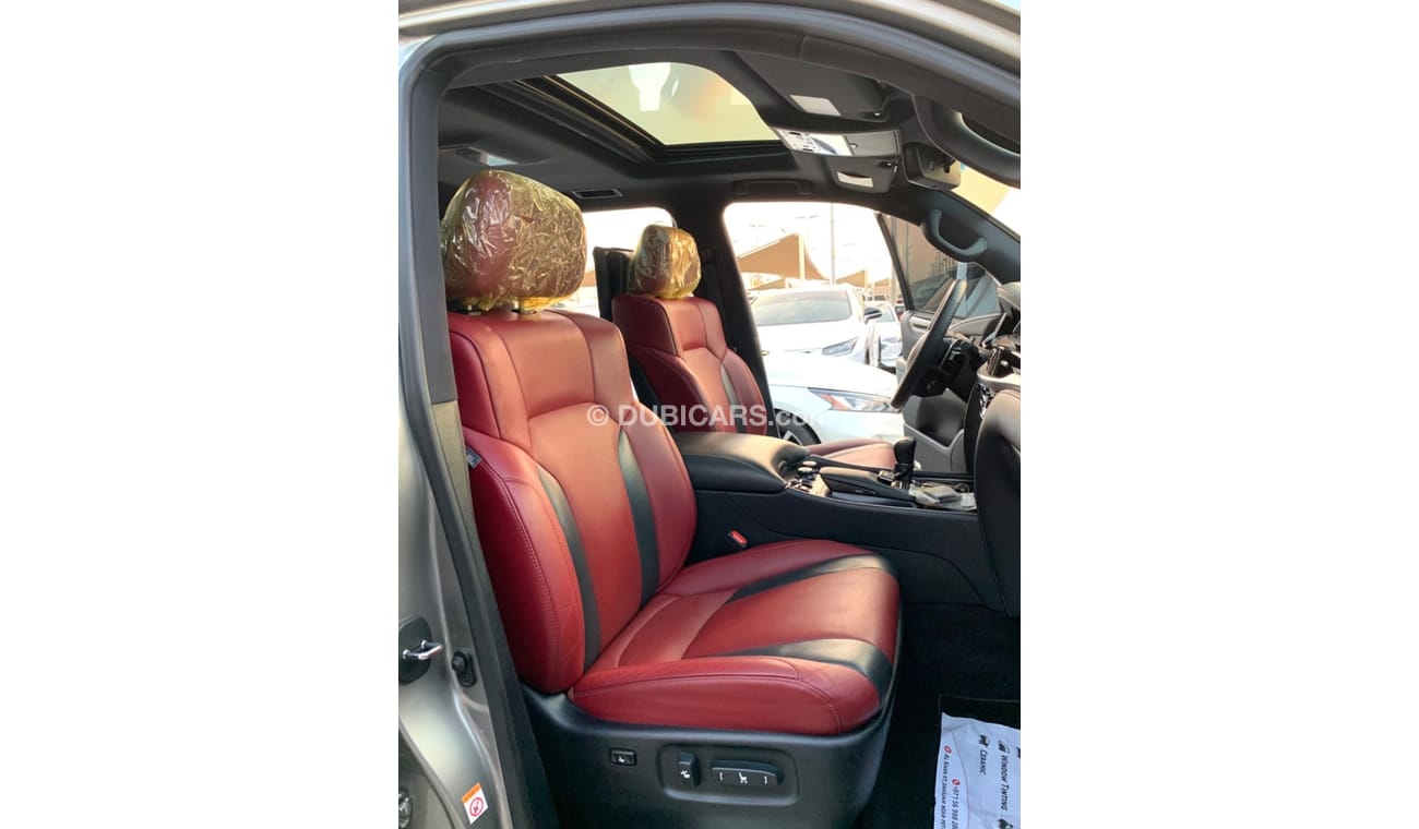 Lexus LX 570 Platinum Signature