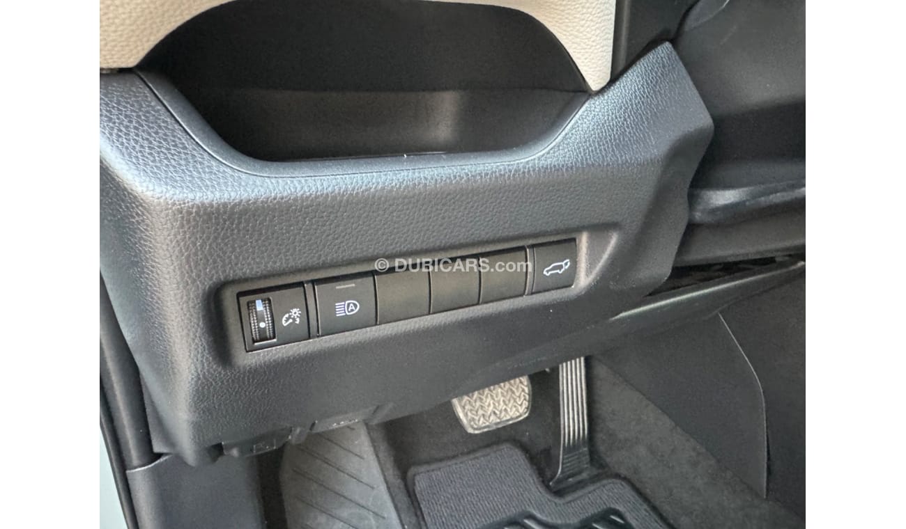 Toyota RAV4 XLE premium 2021 LED SUNROOF PUSH START AWD