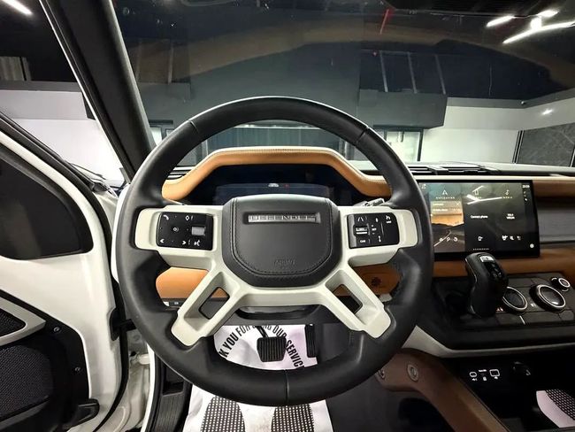 Land Rover Defender X-DYNAMIC HSE P400, миниатюра 23
