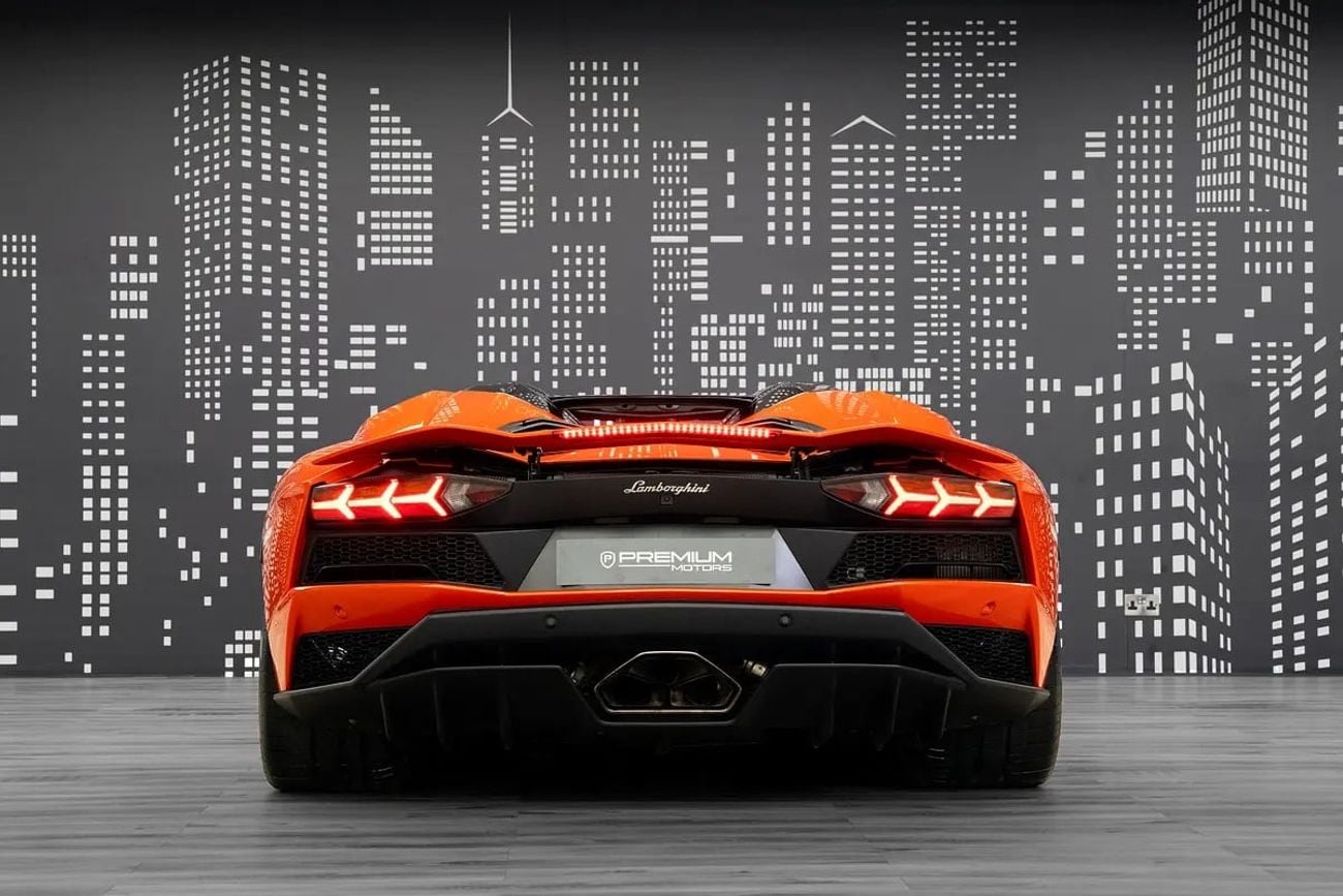Lamborghini Aventador Roadster Aventador S