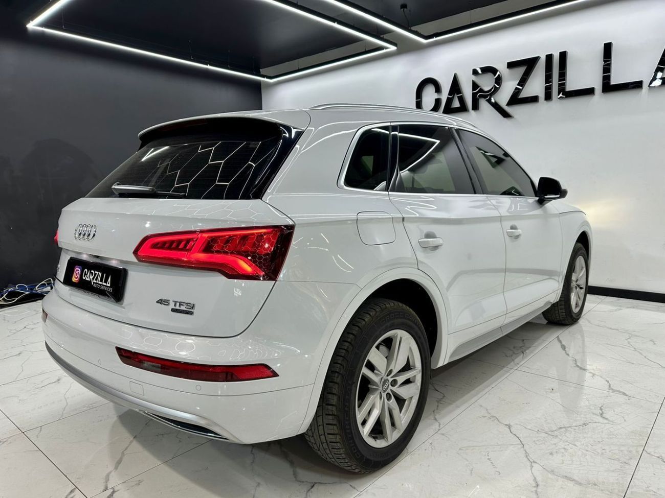 Audi Q5 45 TFSI Quattro 2.0L AED 1,762/ Monthly l 0% Down Payment l Quattro l 1 Year Warranty