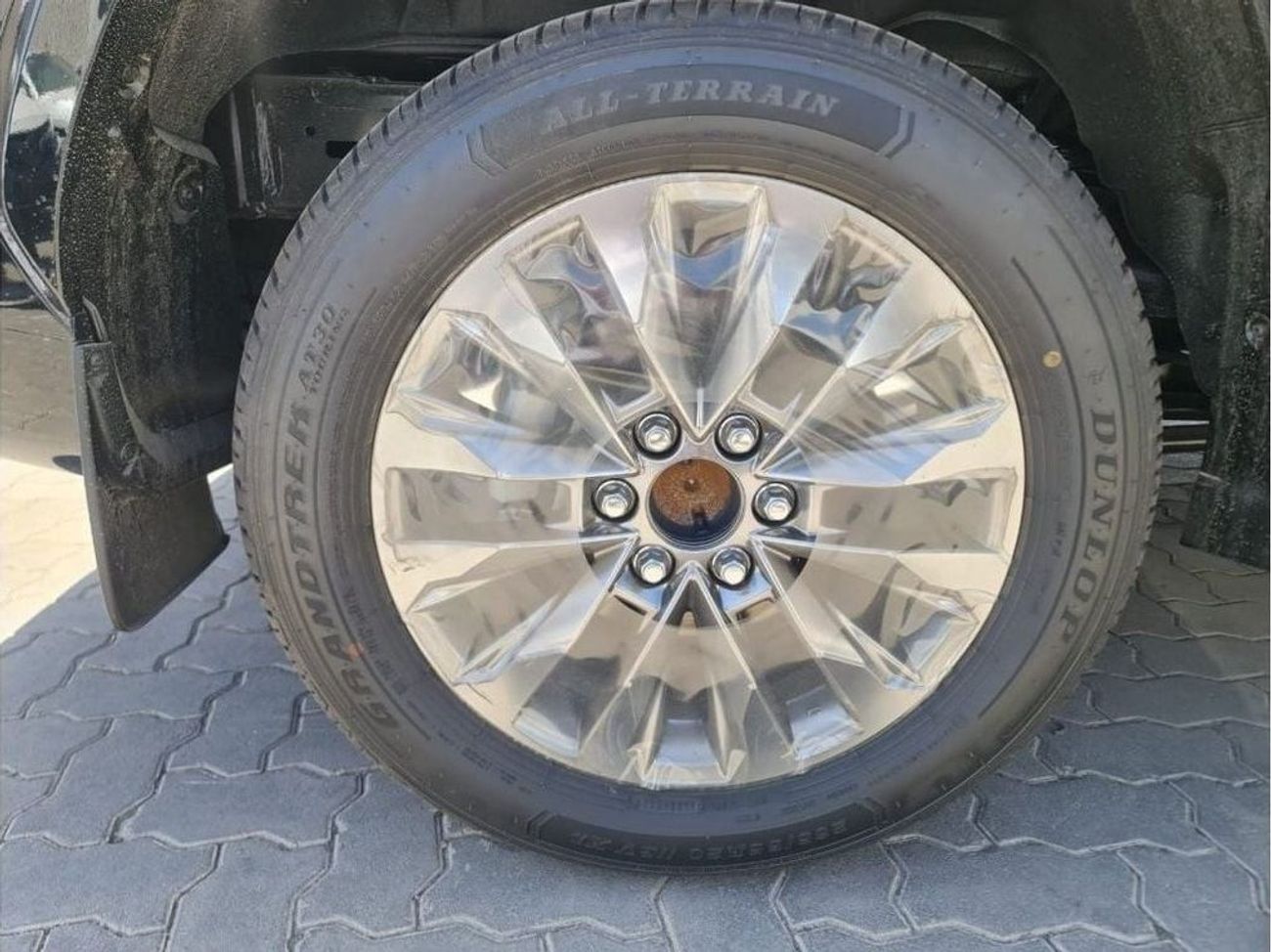 Toyota Land Cruiser LC 300 3.5L VXR PETROL A/T 7 SEATER