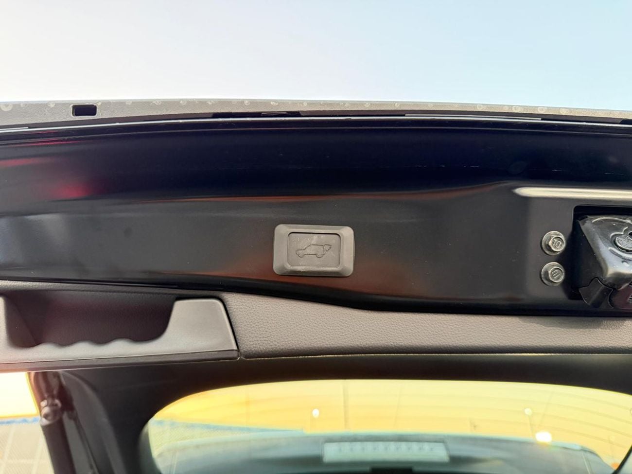 Toyota RAV4 2025 Toyota Rav 4 2.5L (4WD) LE GCC spec