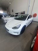 Tesla Model 3 LONG RANGE
