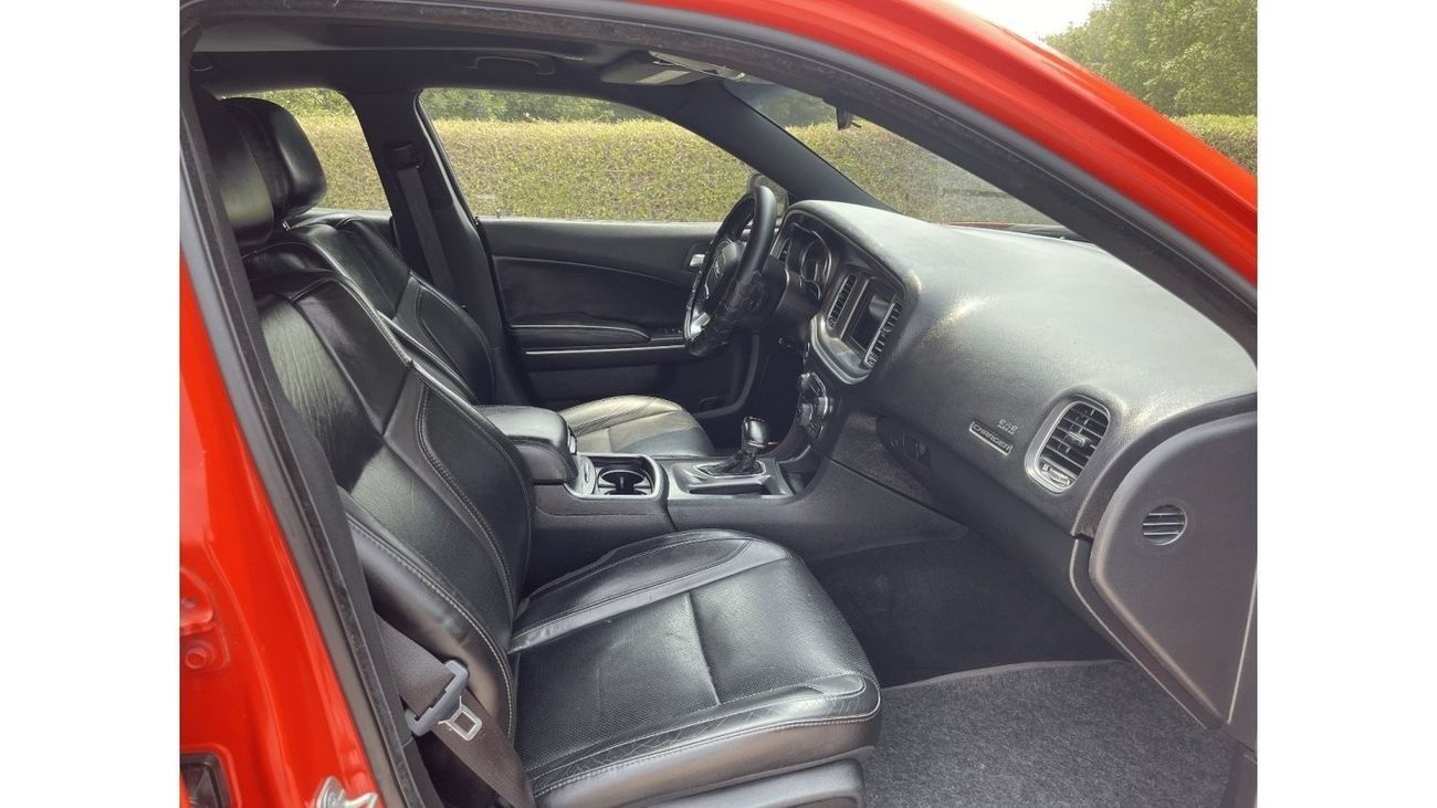 Dodge Charger 3.6L SXT (Base) Dodge Charger Sxt 2019 Orange 3.6L vin: 2C3CDXBG7KH696279