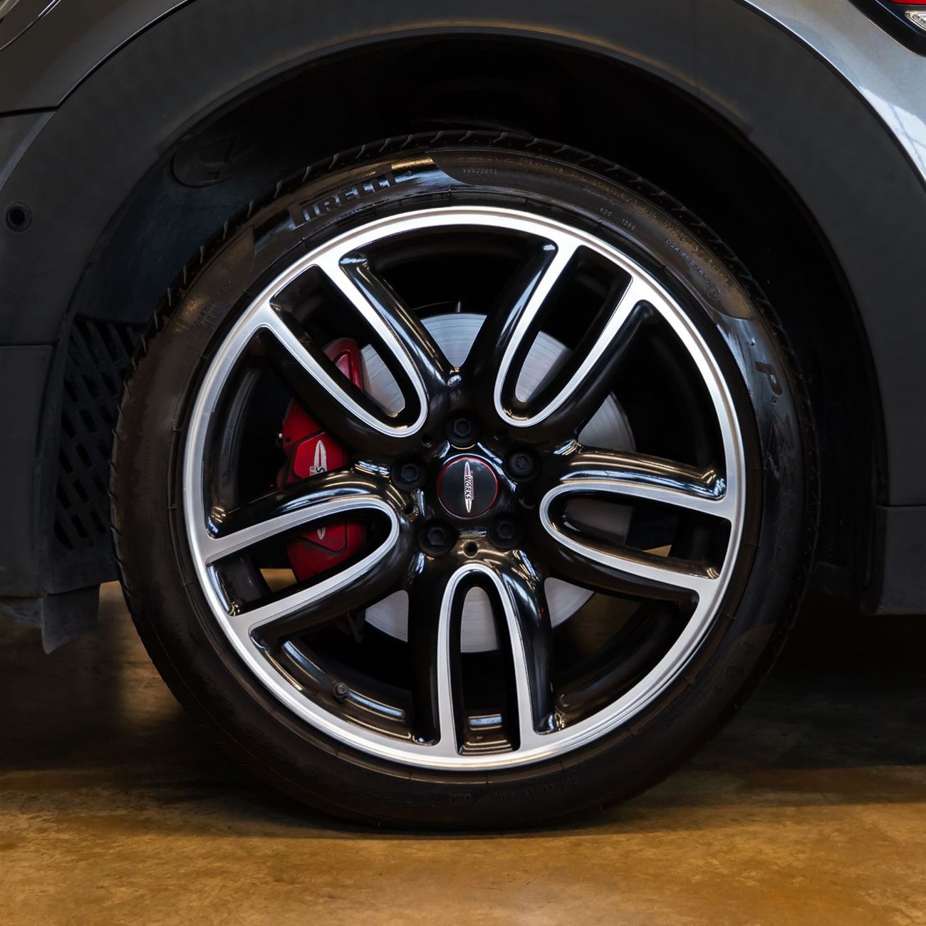 Mini Countryman John Cooper Works 1.6L (215 HP) 1,398 P.M • 0% Downpayment • MINI Countryman JCW • 1 Year Warranty