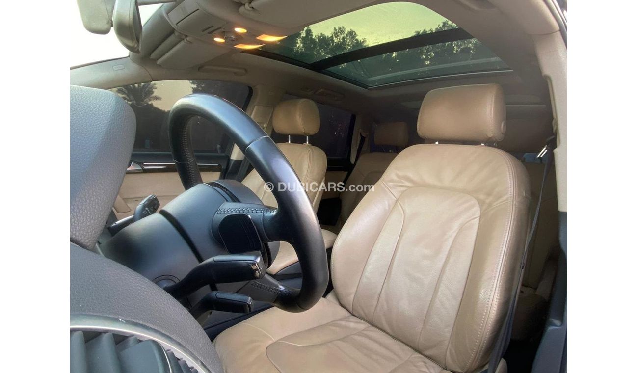 Audi Q7 TFSI quattro S-Line Audi Q7 S-LINE 2012 GCC Orginal Paint - Perfect Condition - Accident Free