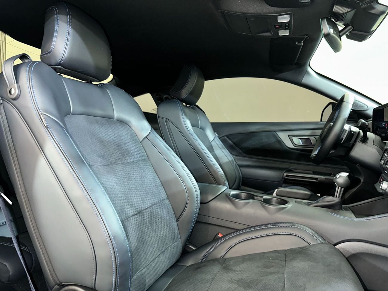 فورد موستانج DARK HORSE 5.0 (500HP) A/T