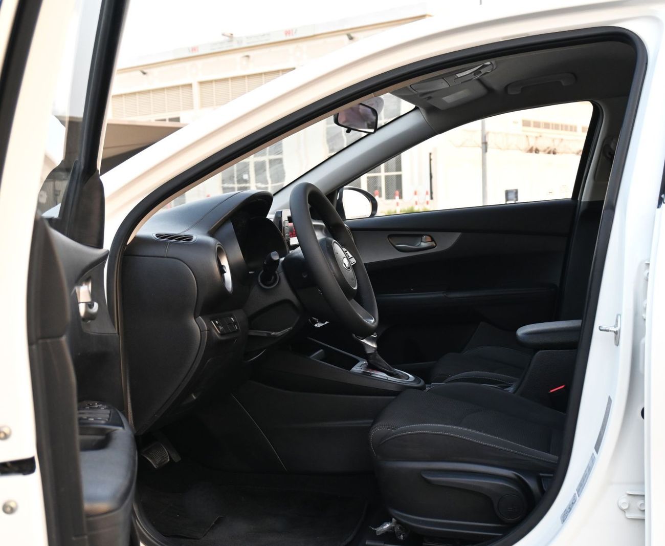 كيا سيراتو Base كيا سيراتو 2019 خليجي يحالة ممتازة من الداخل والخارج