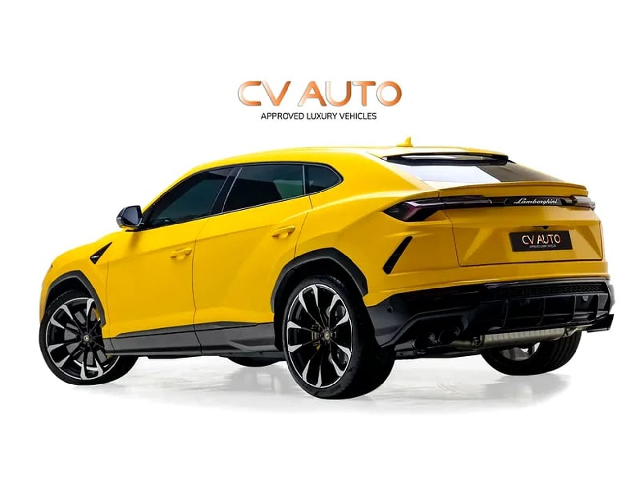 لامبورغيني اوروس STD 4.0T V8