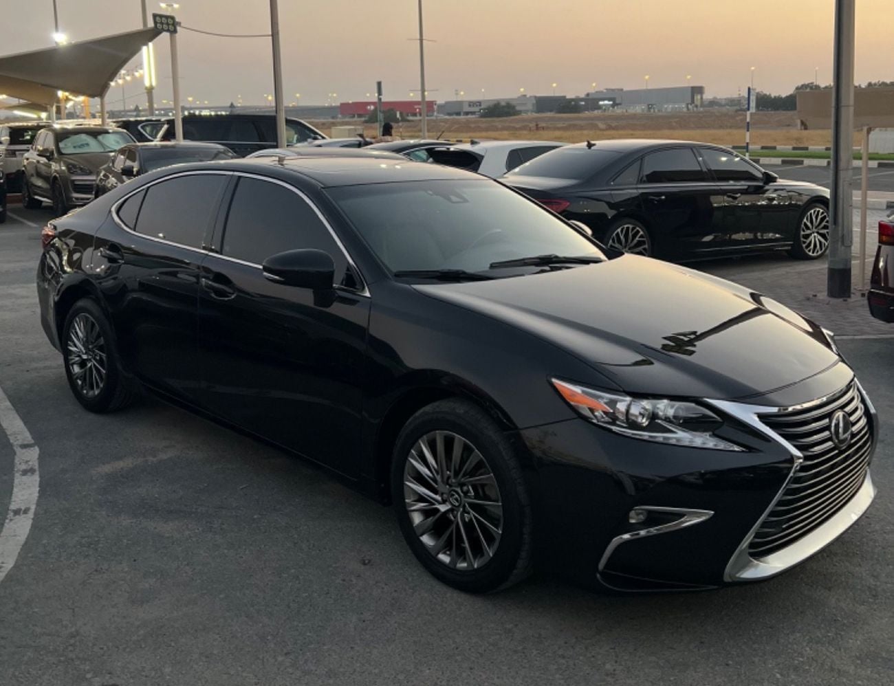 لكزس ES 350 PLATINUM