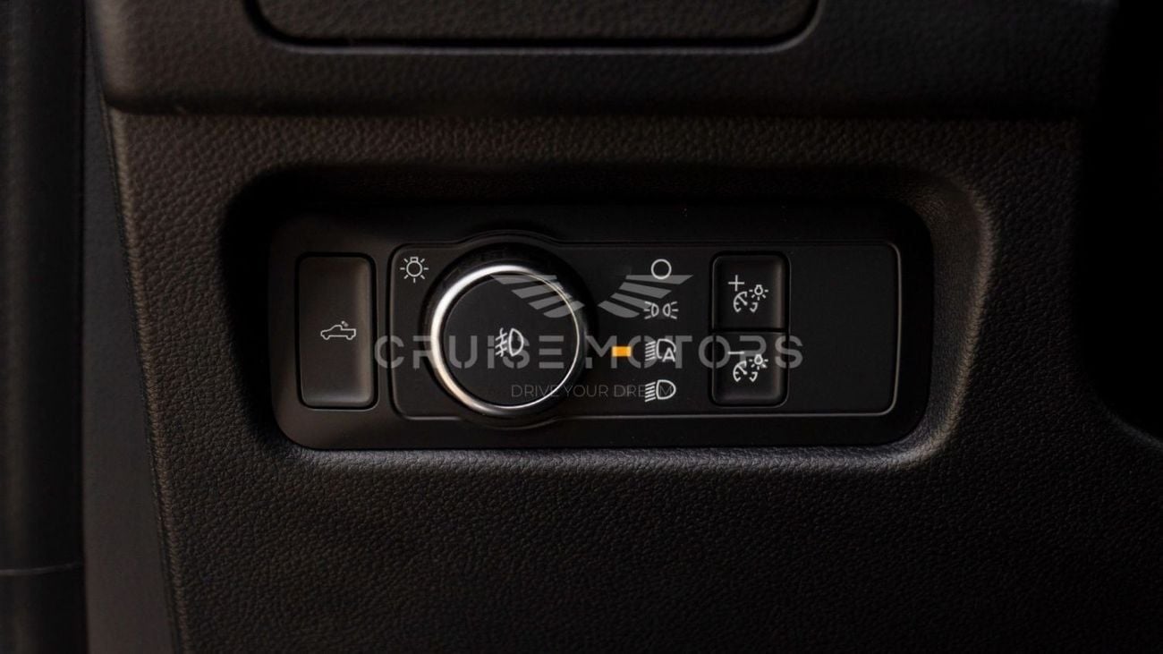 فورد رانجر WILDTRAK 2.0T Diesel - Automatic . Pick Up Truck . Four Wheel Drive . 5 Seats . 4 Doors . Meteor Gre