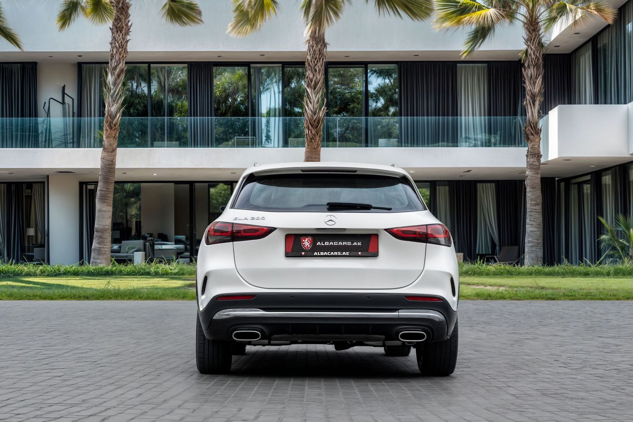 مرسيدس بنز GLA 200 GLA 200 | 2,429 P.M | 0% Downpayment | GLA 200 AMG | Ramadan Offer!