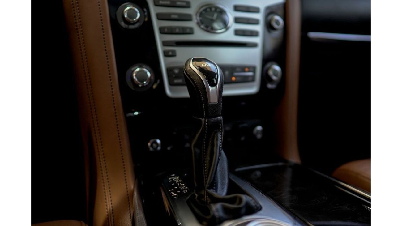 إنفينيتي QX80 لاكس 7st