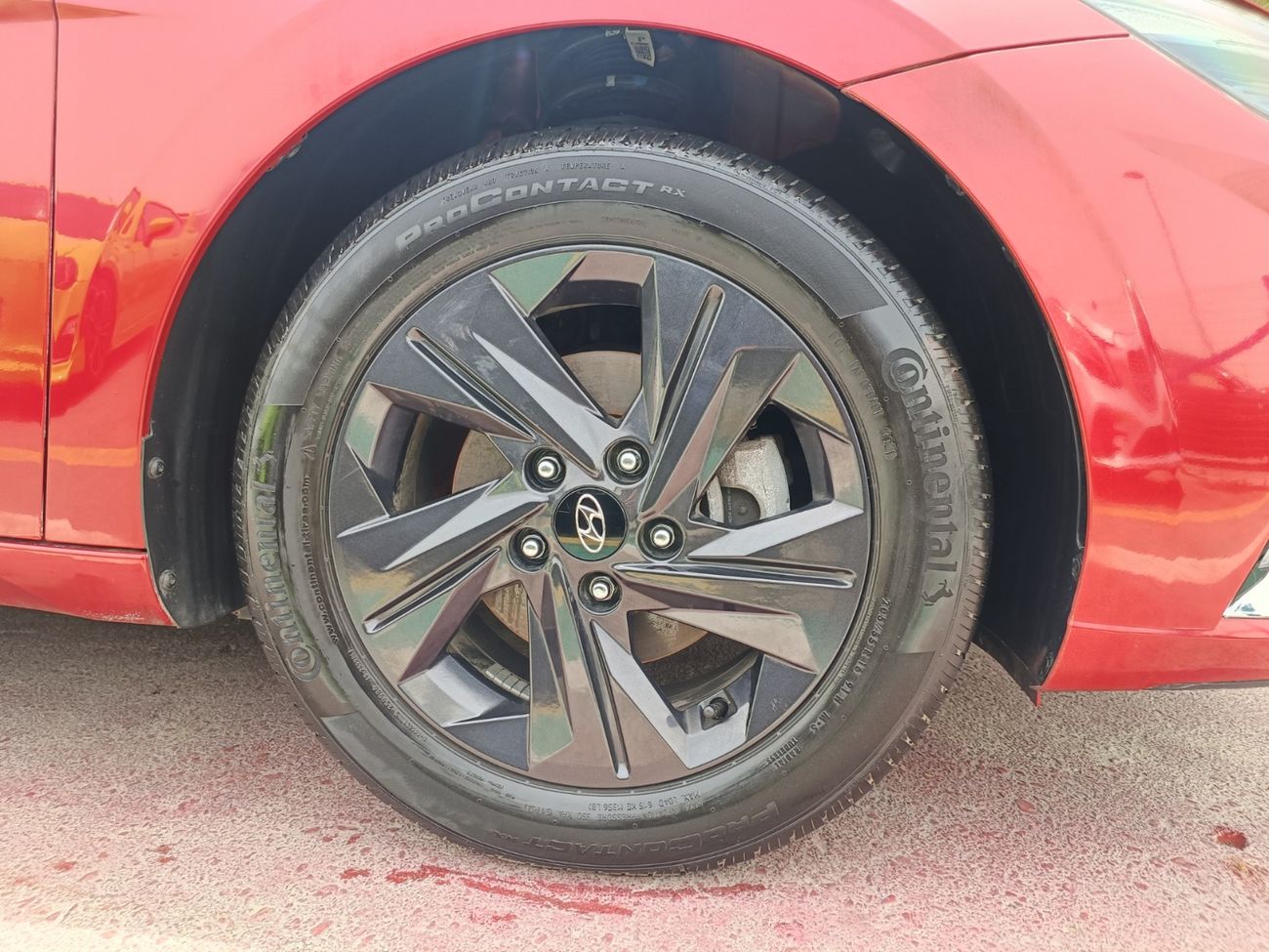 هيونداي إلانترا SEL / RADAR / LEATHER SEATS WITH LOW MILEAGE (LOT # 73198)