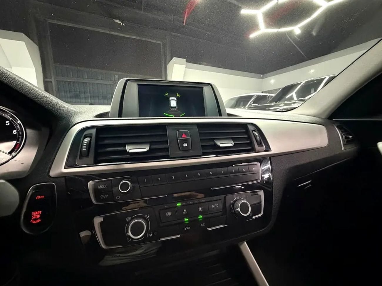 بي أم دبليو 120i M Sport 2.0L