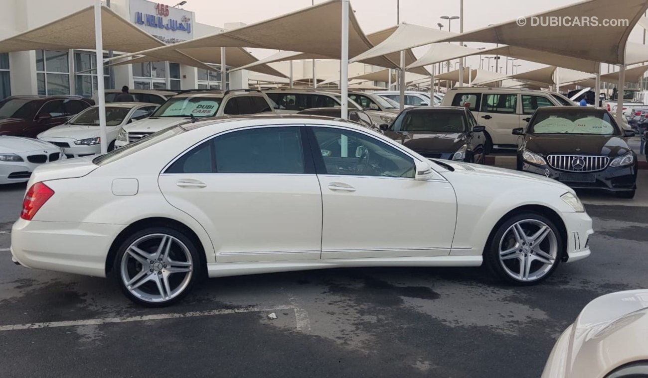 Mercedes-Benz S 63 AMG Mercedes benz S350 model 2011 GCC car prefect condition full option low mileage