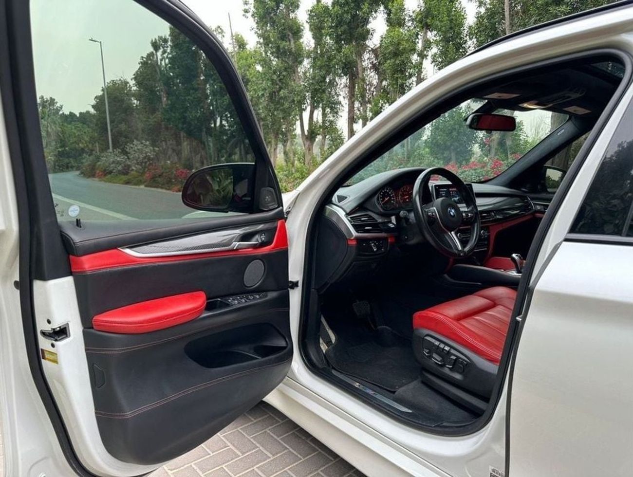 بي أم دبليو X5 M إكسكلوسيف Std 4.4L | V8 Twin-Turbo 567 HP | 2018 | xDrive (AWD) | Low mileage | Perfect Condition
