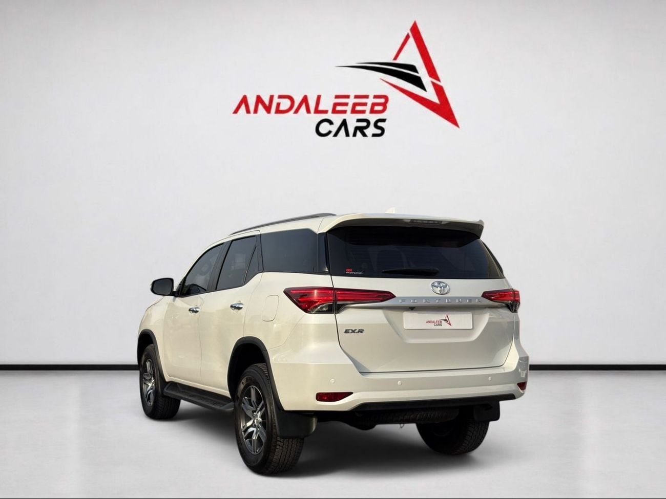 تويوتا فورتونر AED 1,840 P.M | 0% DOWN PAYMENT | TOYOTA FORTUNER EXR | WARRANTY & FULL SERVICE HISTORY | 2025 | GCC