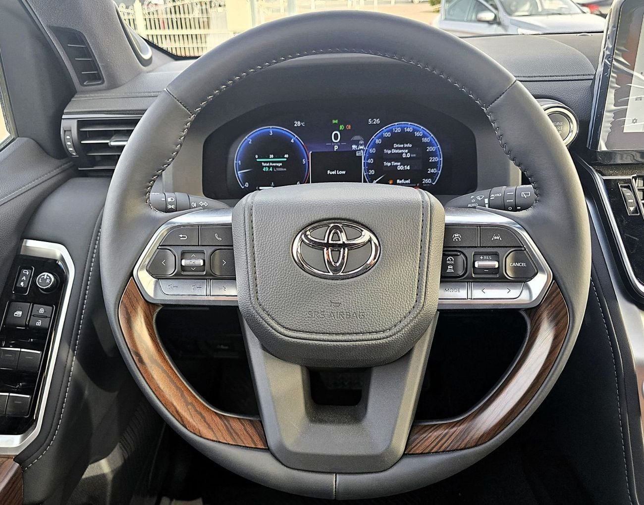 Toyota Land Cruiser VX Toyota Land Cruiser 3.3L Diesel A/T 4WD SUV With radar Black Color 2026 Model