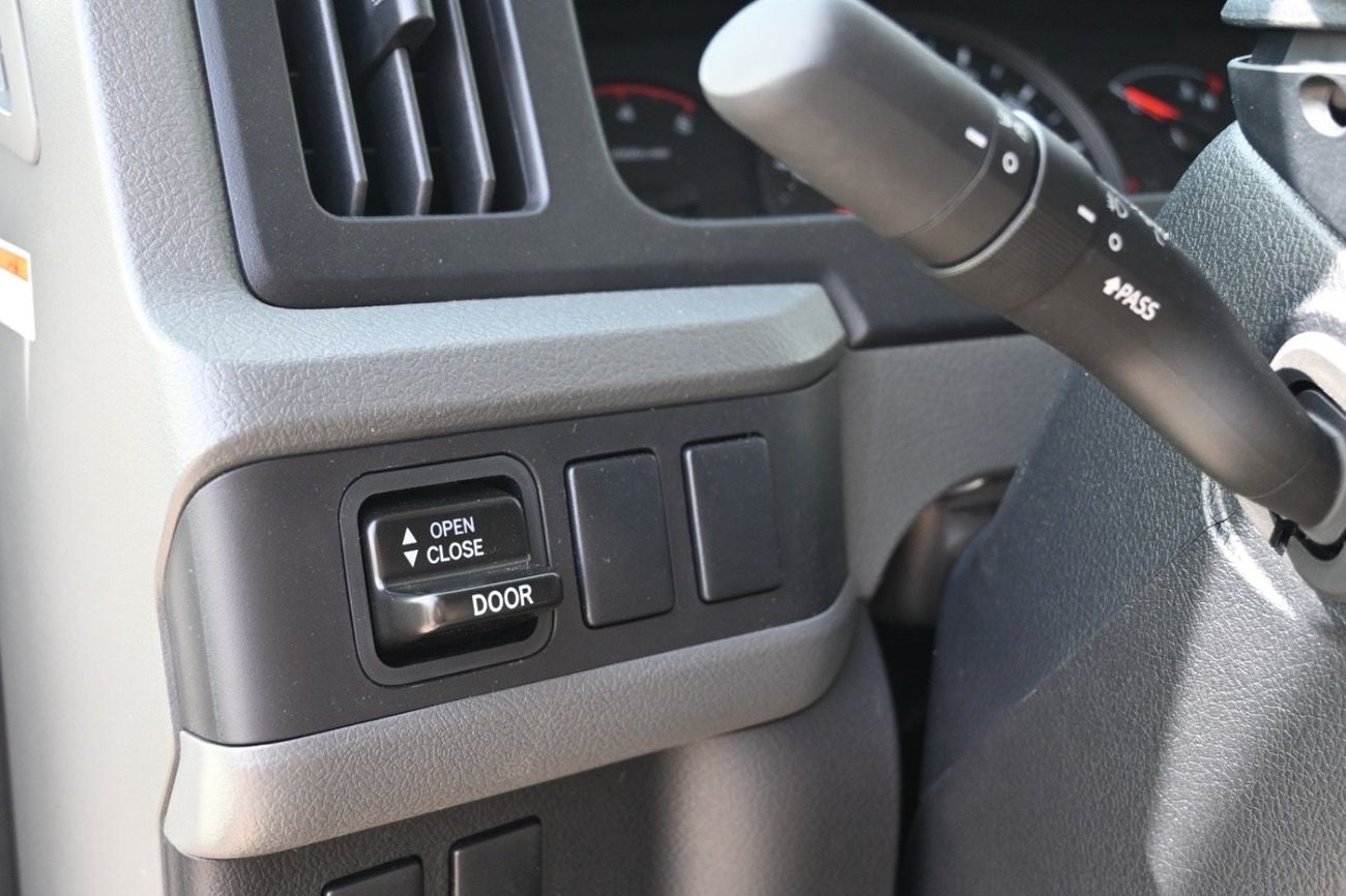 تويوتا كوستر