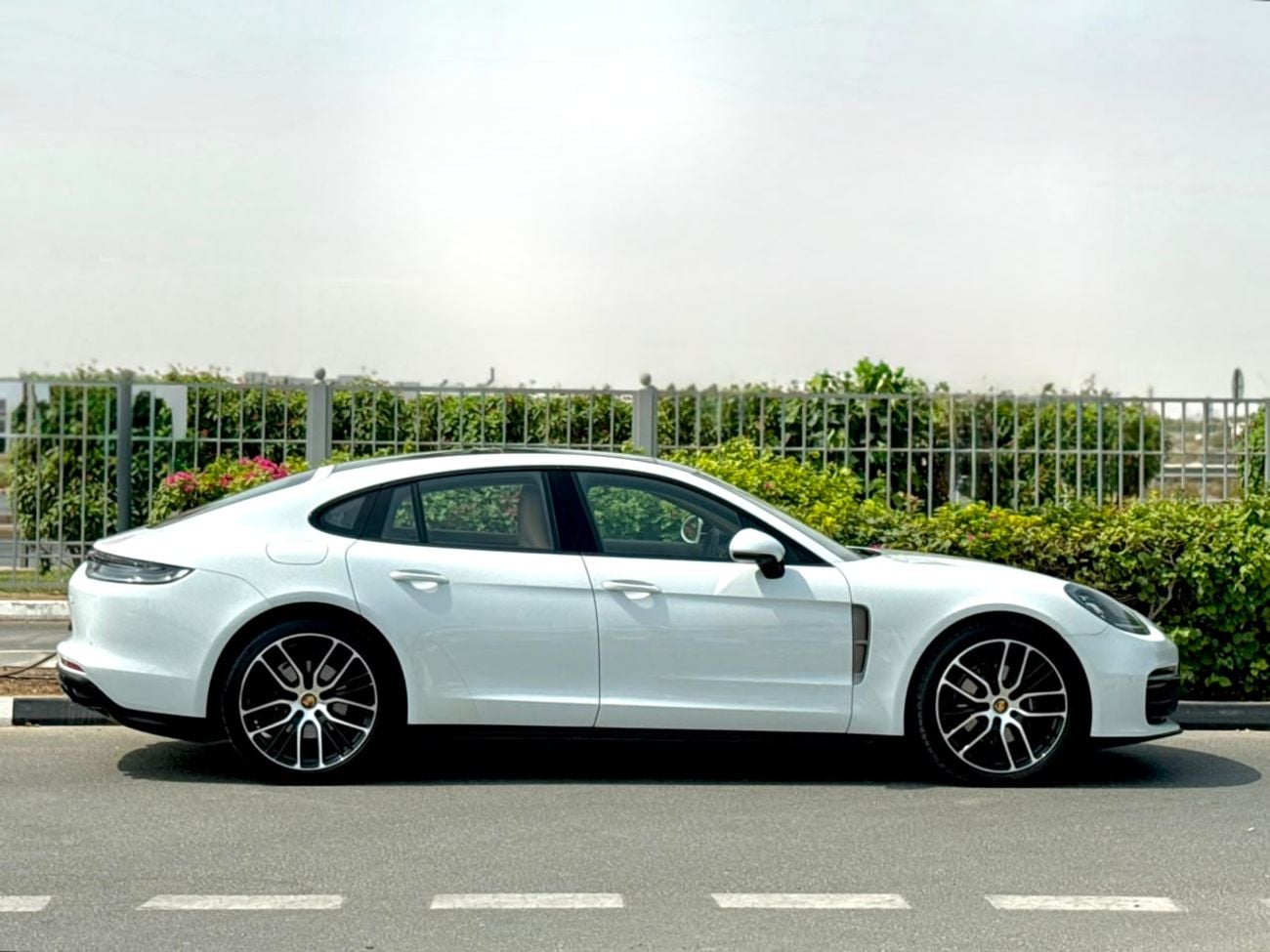 Porsche Panamera STD