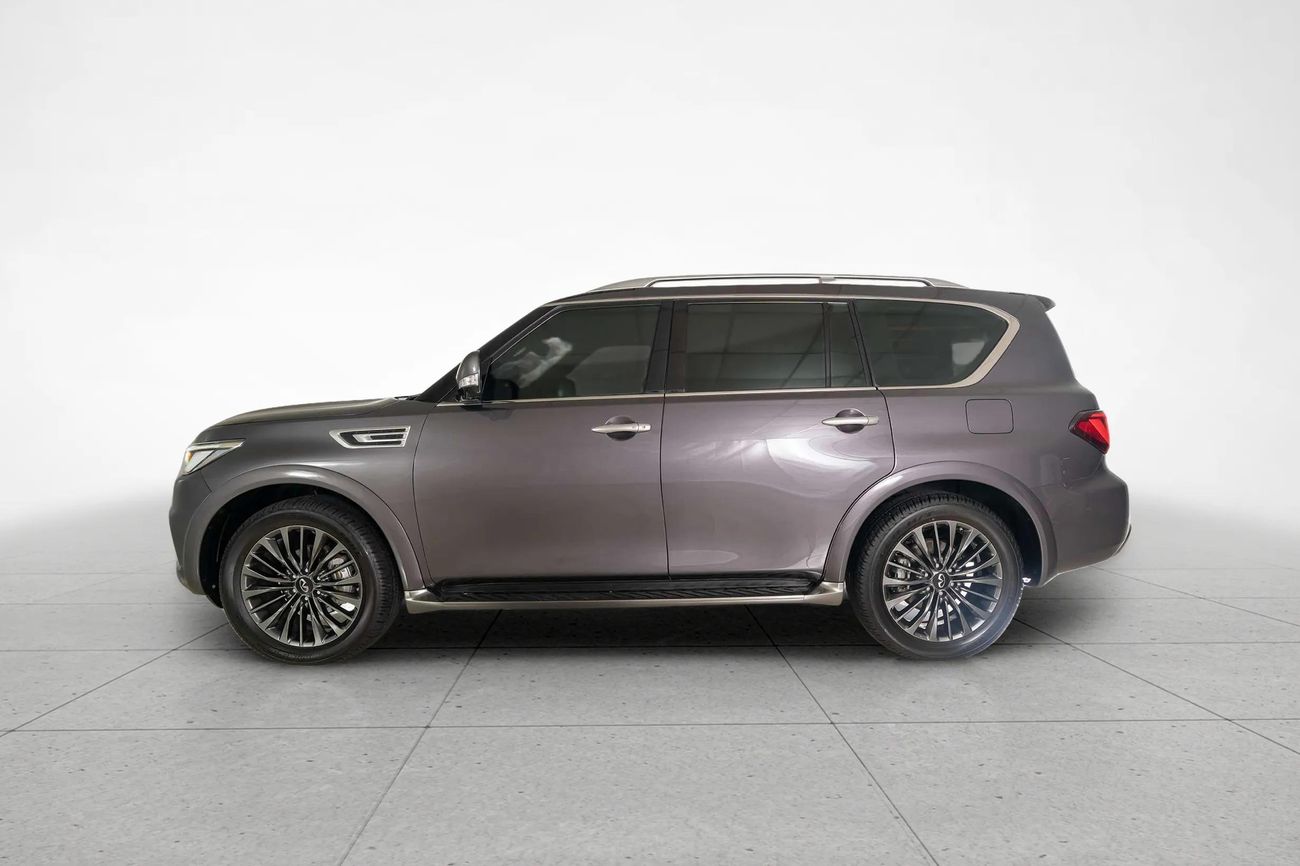 Infiniti QX80 LUXE 5.6